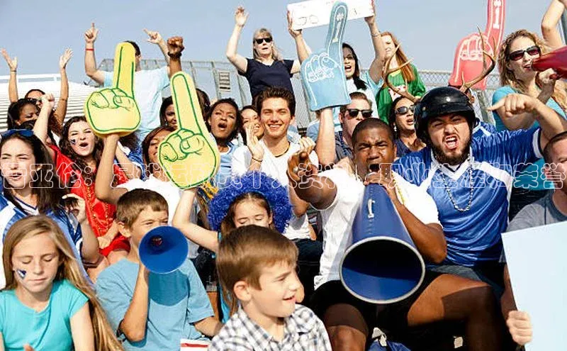 k1体育娱乐平台下载官网蓝色光标雷亚伦：足球运动员个人资料、职业生涯和荣誉